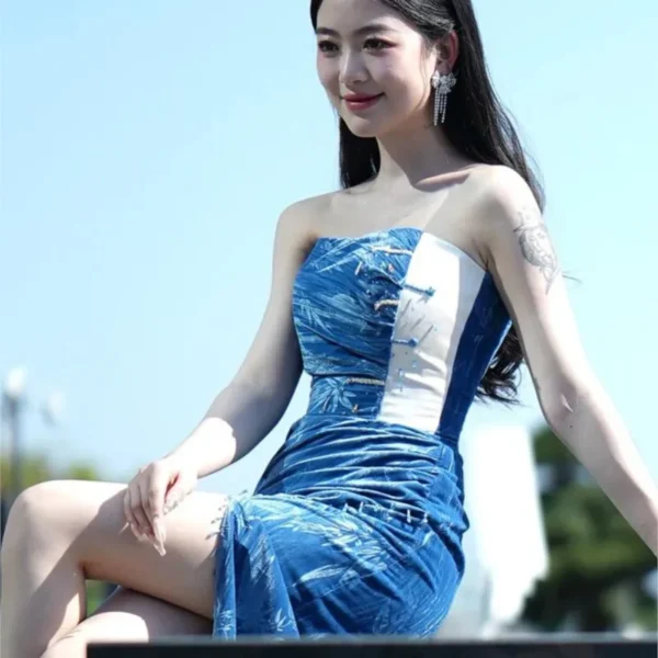 Morning photo new Chinese girl cheongsam toasts wear blue light luxury small dress